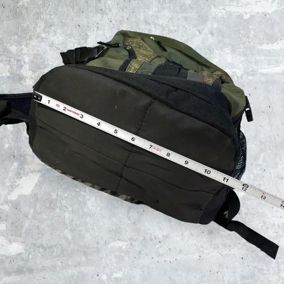 Green Camouflage Backpack Camo - Picture 10 of 16